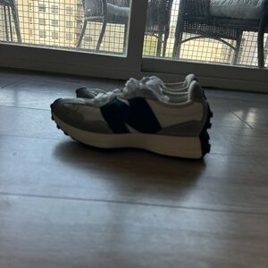 New balance 327 sneaker